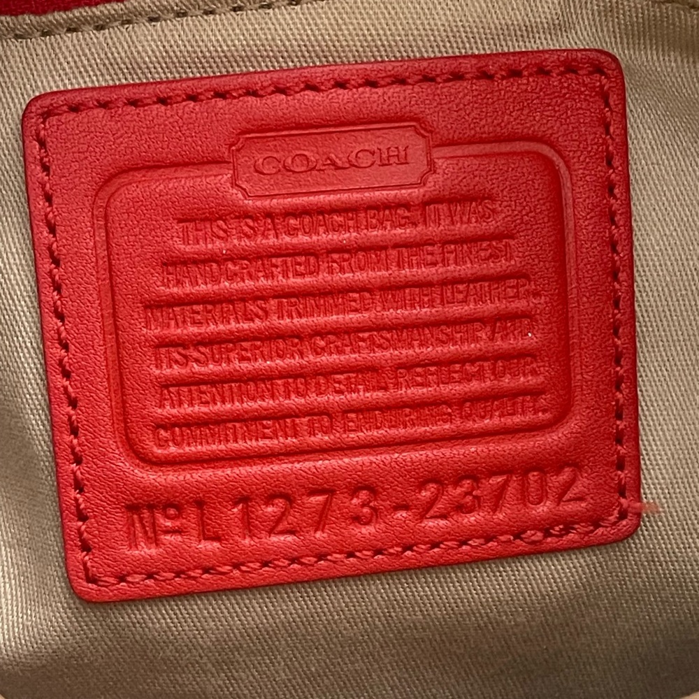 Coach Legacy Weekend Signature C Shoulder Bag, hobo-style bag crossbody - Picture 11 of 12
